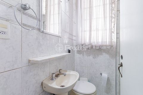 Image 13 - 920524