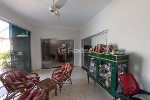 Image 7 - 920540