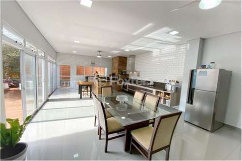 Image 3 - 920596