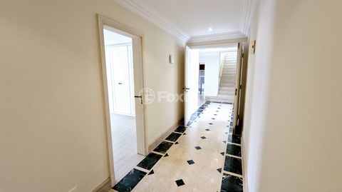 Image 17 - 920662