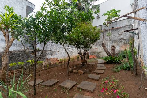 Image 12 - 920671