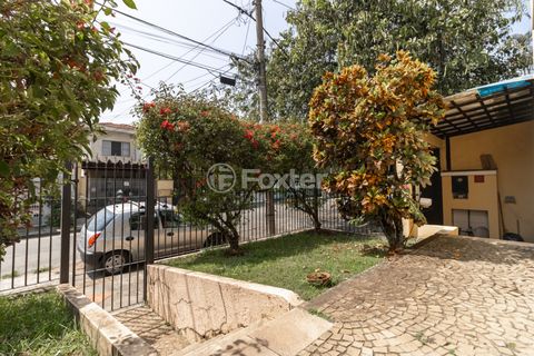 Image 1 - 920682