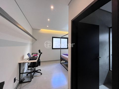 Image 3 - 920693