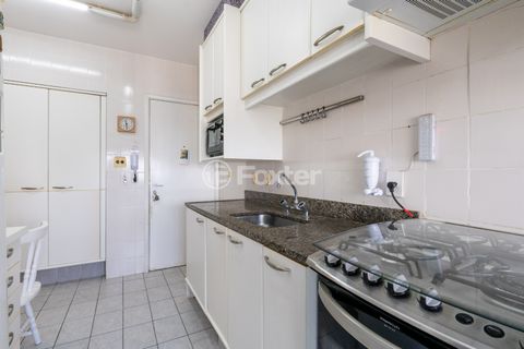 Image 16 - 920725