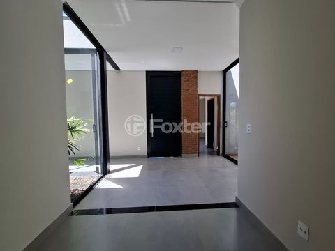 Image 3 - 920744