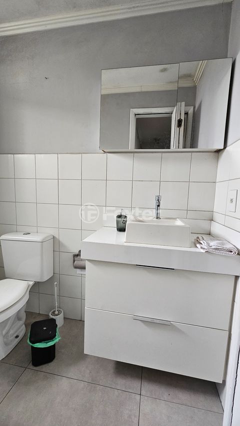 Image 11 - 920753
