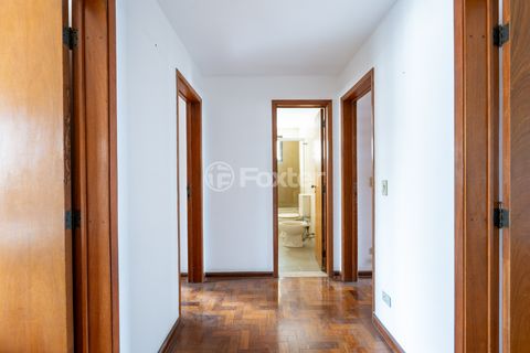 Image 11 - 920782