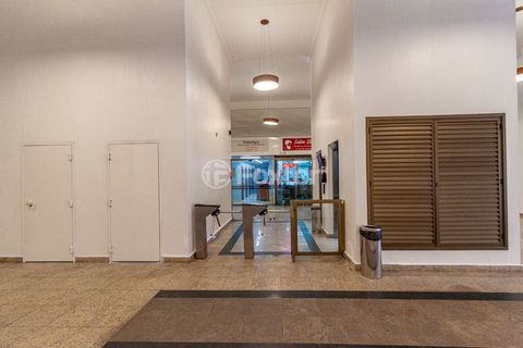 Image 11 - 920872