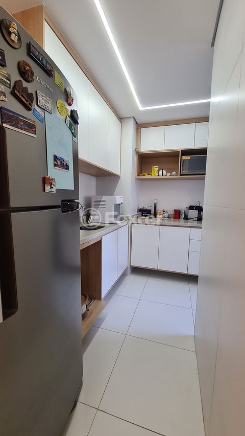 Image 15 - 920925