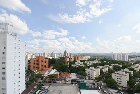 Image 10 - 920939
