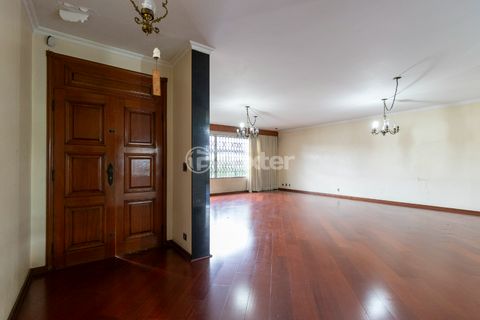 Image 4 - 920956