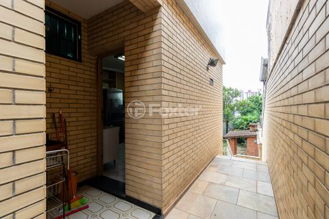 Image 17 - 920956
