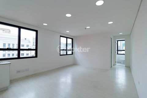 Image 3 - 920981