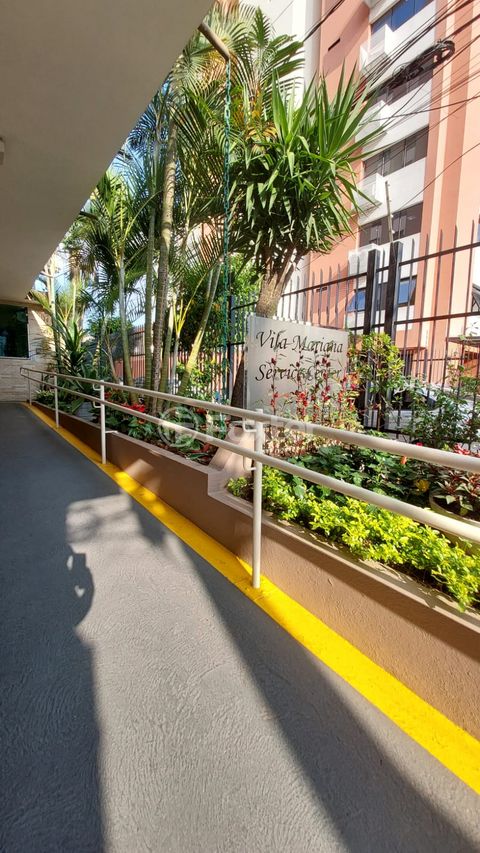 Image 3 - 921015