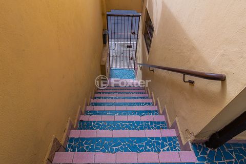 Image 15 - 921017