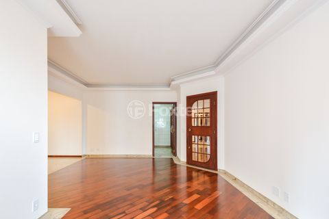 Image 3 - 921051