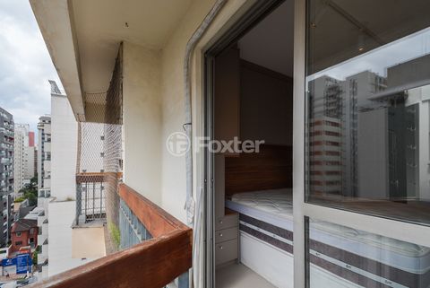 Image 7 - 921074