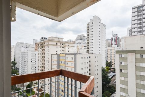 Image 8 - 921074