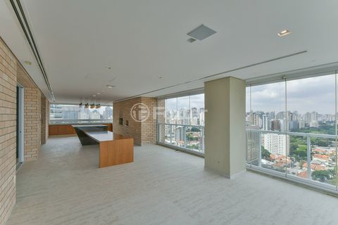 Image 12 - 921097