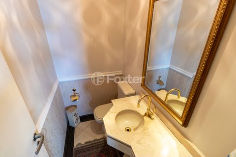 Image 8 - 921103