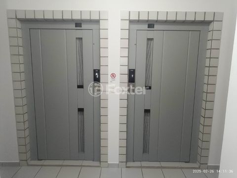 Image 3 - 921115