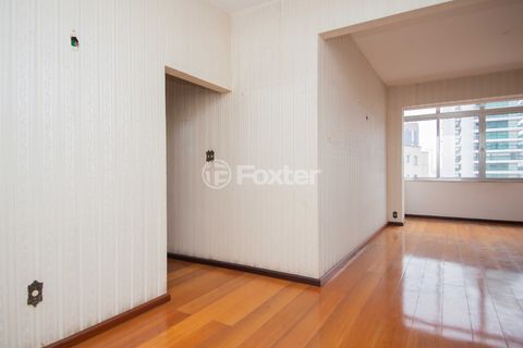Image 7 - 921156