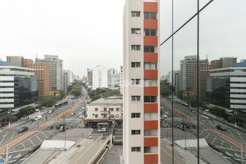Image 15 - 921164