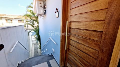 Image 8 - 921202