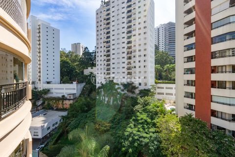 Image 14 - 921246