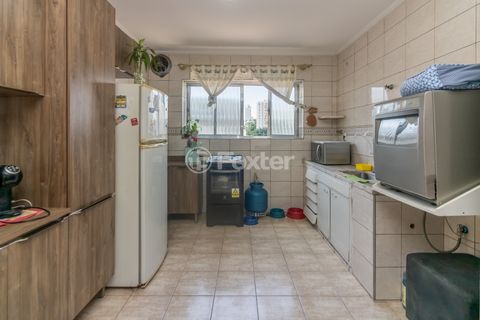 Image 3 - 921252