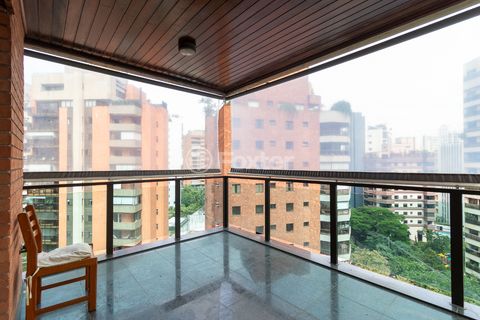 Image 12 - 921290