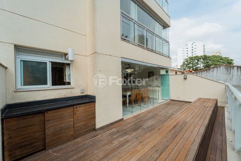 Image 15 - 921322