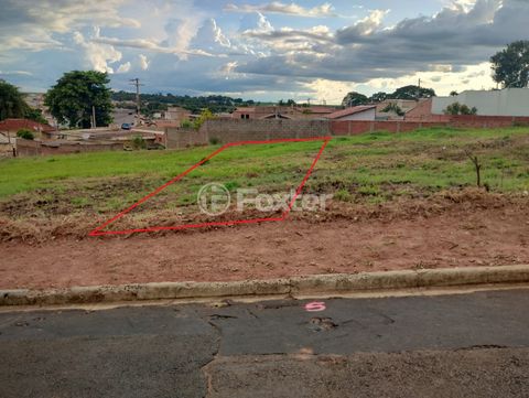 Image 1 - 921323
