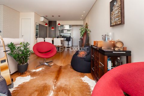 Image 8 - 921344
