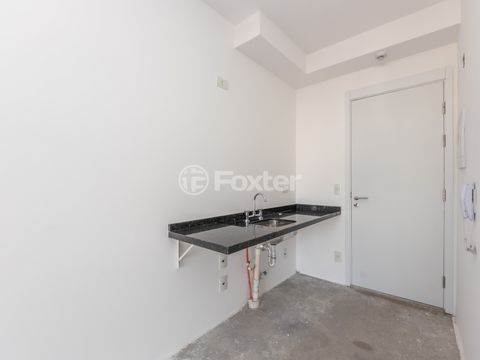 Image 3 - 921352