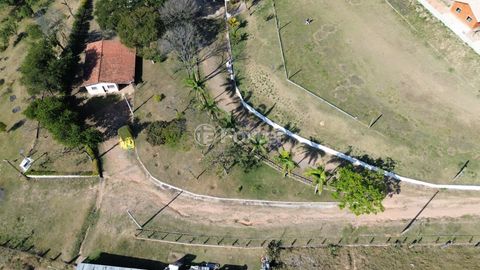 Image 8 - 921357