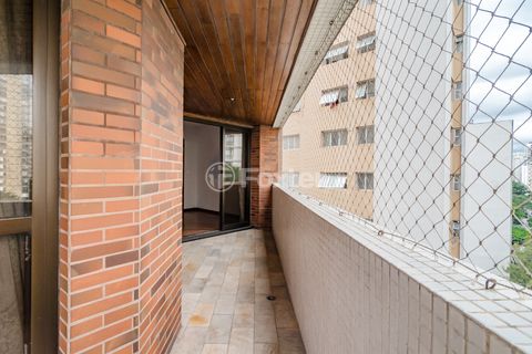 Image 8 - 921486