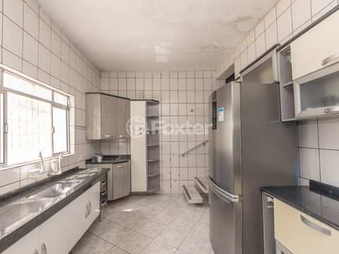 Image 4 - 921502