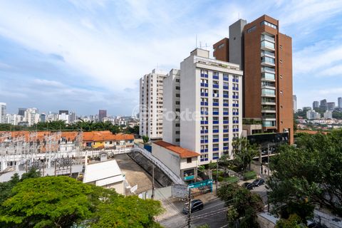 Image 9 - 921510