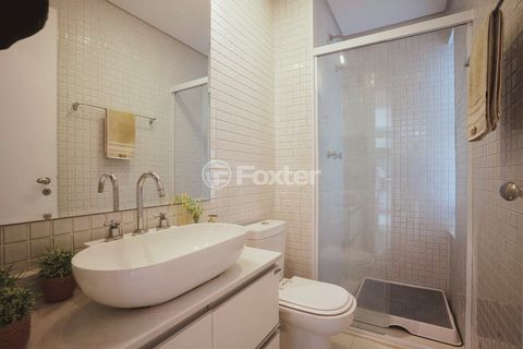 Image 6 - 921542