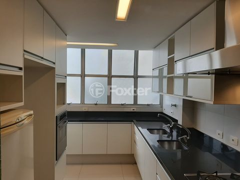 Image 3 - 921597