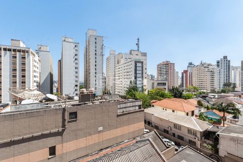 Image 17 - 921612
