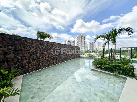 Image 8 - 921628