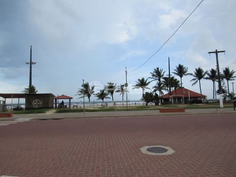 Image 4 - 921635