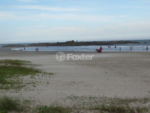 Image 11 - 921635