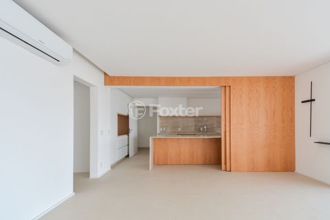 Image 7 - 921663