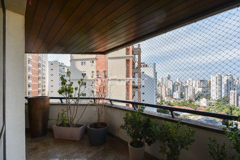 Image 9 - 921707
