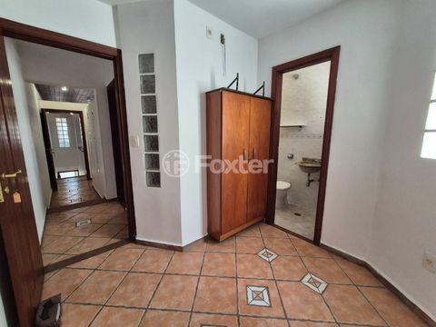 Image 3 - 921733