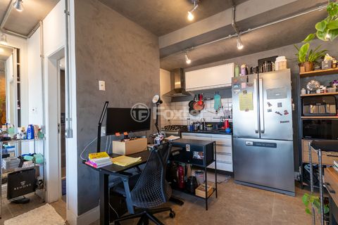 Image 3 - 921740