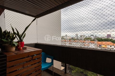 Image 7 - 921744